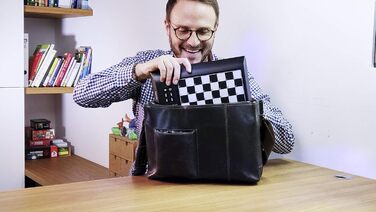 Шаховий комп’ютер MILLENNIUM ChessGenius M810 2024 з підсвіткою, магнітними фігурами, сенсорною дошкою, до 2050 ELO