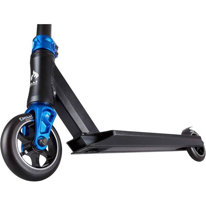 Трюковий самокат Chilli Pro Scooter 5000, 84 см, 110 мм PU колеса, ABEC 9, для амбітних підлітків, чорний/синій