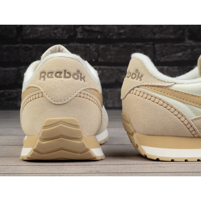 Жіночі спортивні кросівки Reebok SS-CLASSIC AZ, розмір 36