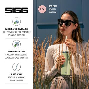 Термокружка SIGG Helia 0.6 л Milky Green з багаторазовою скляною трубочкою та щіточкою, герметична, BPA-free, з нержавіючої сталі 18/8, для подорожей