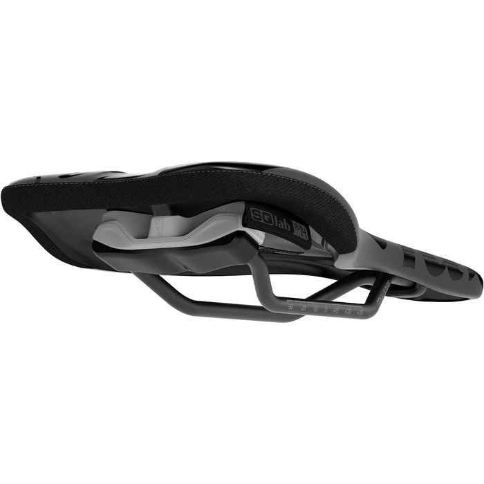 Велосипедне сідло SQlab 611 Ergowave Active 2.1 Team Edition, 13 см, чорне, унісекс, для MTB, для дорослих