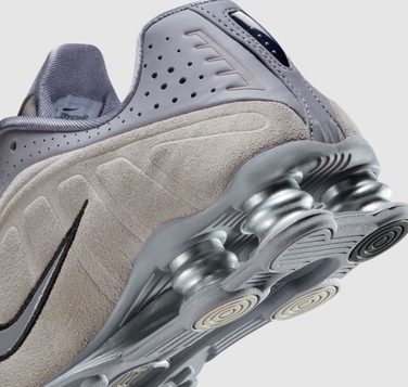 Кросівки Nike Shox R4 жіночі/підліткові, р. 37,5, спортивні та зручні