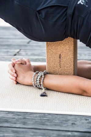 Йога-блок Yogistar Yogiblock® з корка, 22,5×15×10 см