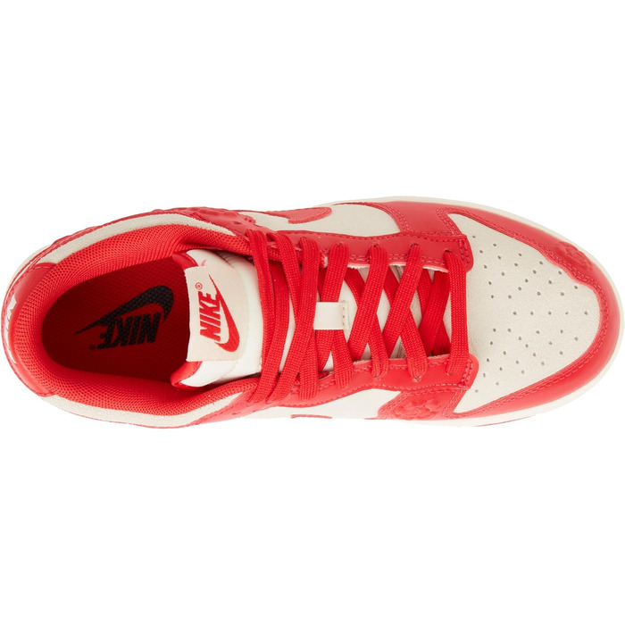 Кросівки Nike Dunk Low для жінок, біло-чорно-білі (40 EU, Coconut Milk University Red Pale Ivory)