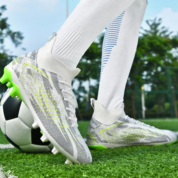 Черевики для футболу для чоловіків, хлопчиків та дітей. Штучний газон, високий верх, штирі, шипи, тренувальні футбольні черевики. Білі, 35 EU