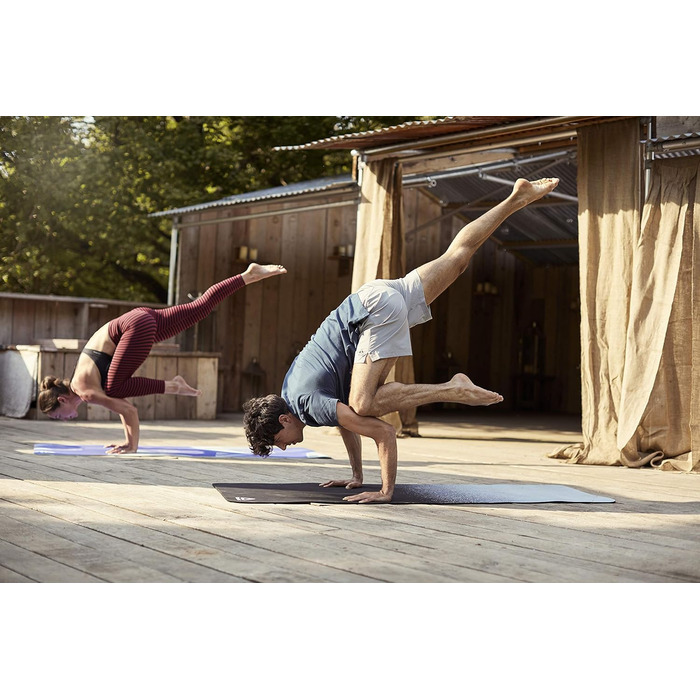 Йога-мат Reebok 4 мм, антиковзкий фітнес килимок