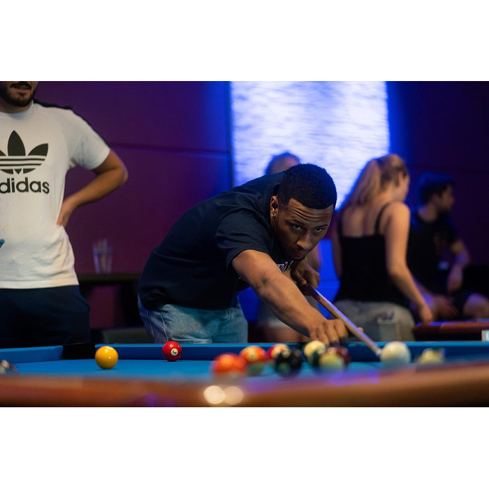 Набір для більярду HD Billard Queue Set: 2-секційна кий з благородного дерева, 147 см, для пулу та снукеру, змінна шкіряна насадка, крейда та запасні насадки