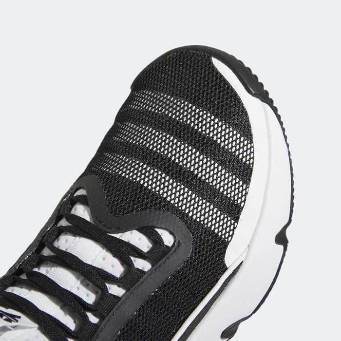 Кросівки баскетбольні Adidas Trae Unlimited (36 2/3 EU) чорно-білі, унісекс