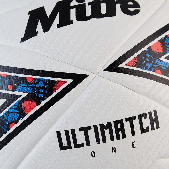 Футбольний м'яч Mitre Ultimatch - покращений контроль м'яча
