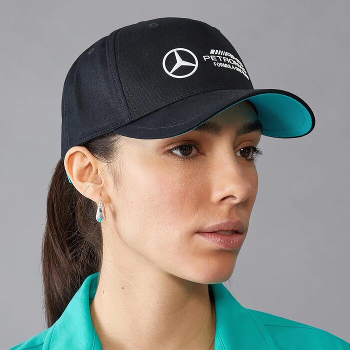 Кепка Mercedes AMG Petronas F1 з 3D логотипом команди, чорна, універсальний розмір