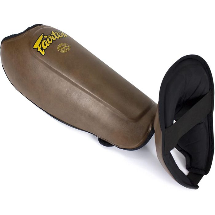 Захист гомілки Fairtex SP8, коричневий, розмір M – шкіряні щитки для єдиноборств
