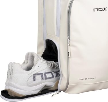 Рюкзак для падел-тенісу NOX Pro Series 28л: захист ракетки та ноутбука, вентильоване відділення для взуття, білий