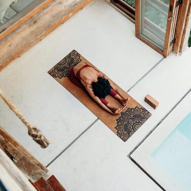Йога-мат Yoga Design Lab з корку, екологічний, для хот-йоги, бікрам, аштанга, преміум якість, з ременем для перенесення