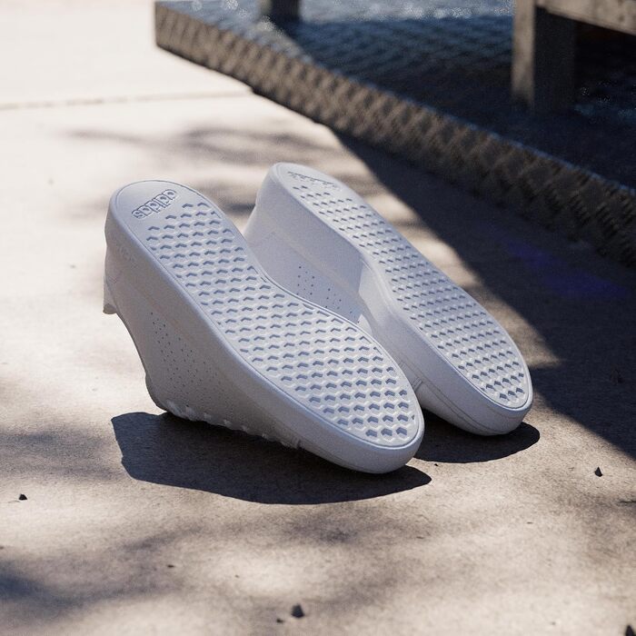 Кросівки adidas Advantage Base 2.0 унісекс, білі з зеленим (Cloud White/Collegiate Green), розмір 42 2/3 EU