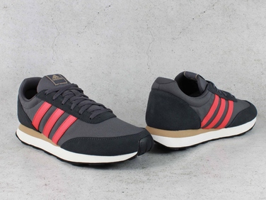 Чоловічі спортивні кросівки Adidas JI4946, розмір 42 2/3