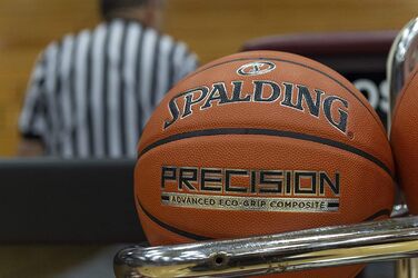 Баскетбольний м'яч Spalding X універсальний для дорослих і дітей