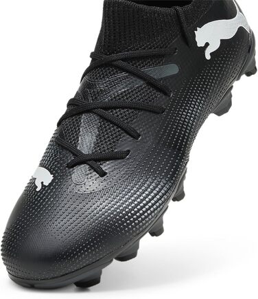 Дитячі футбольні бутси PUMA Future 7 Match Bna Fg/Ag Jr - чорно-білі, 35 EU