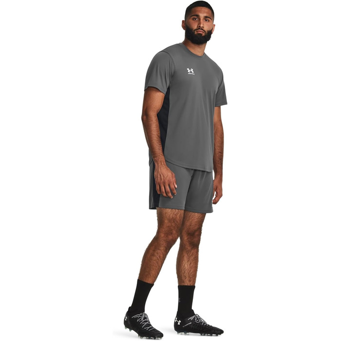 Чоловічі спортивні шорти Under Armour Challenger Knit, чорні (Black L Castlerock / White)