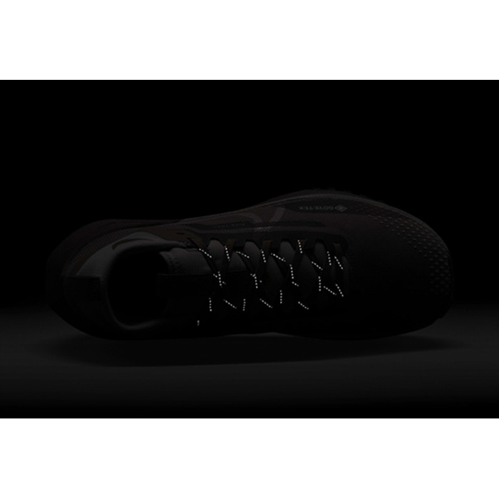 Жіночі водонепроникні кросівки для бігу Nike React Pegasus Trail 4 GTX, р. 36,5