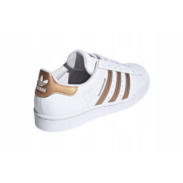 Жіночі спортивні кросівки Adidas Superstar, розмір 40 2/3
